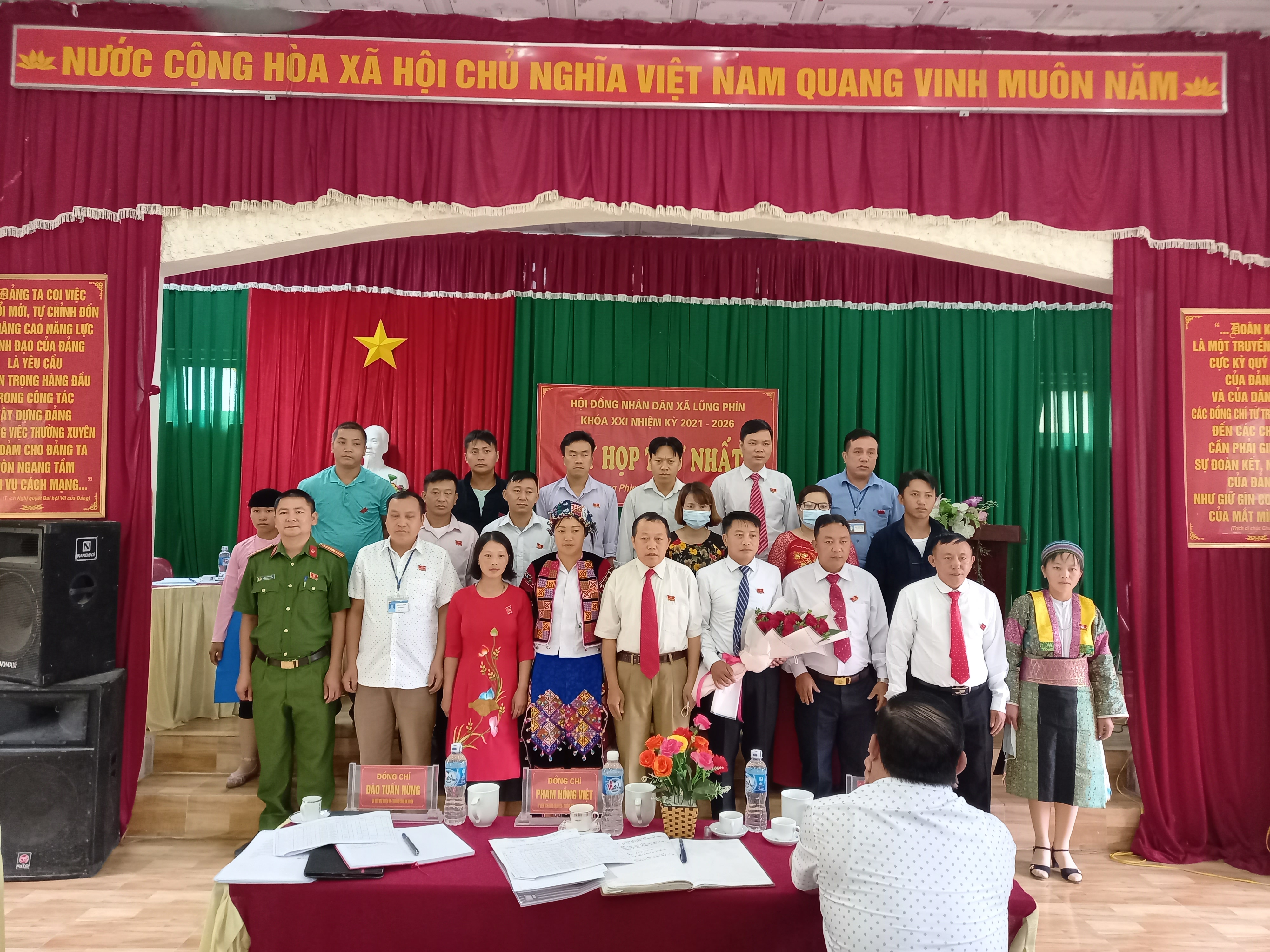 Hội đồng nhân dân xã Lũng Phìn tổ chức Kỳ họp thứ nhất